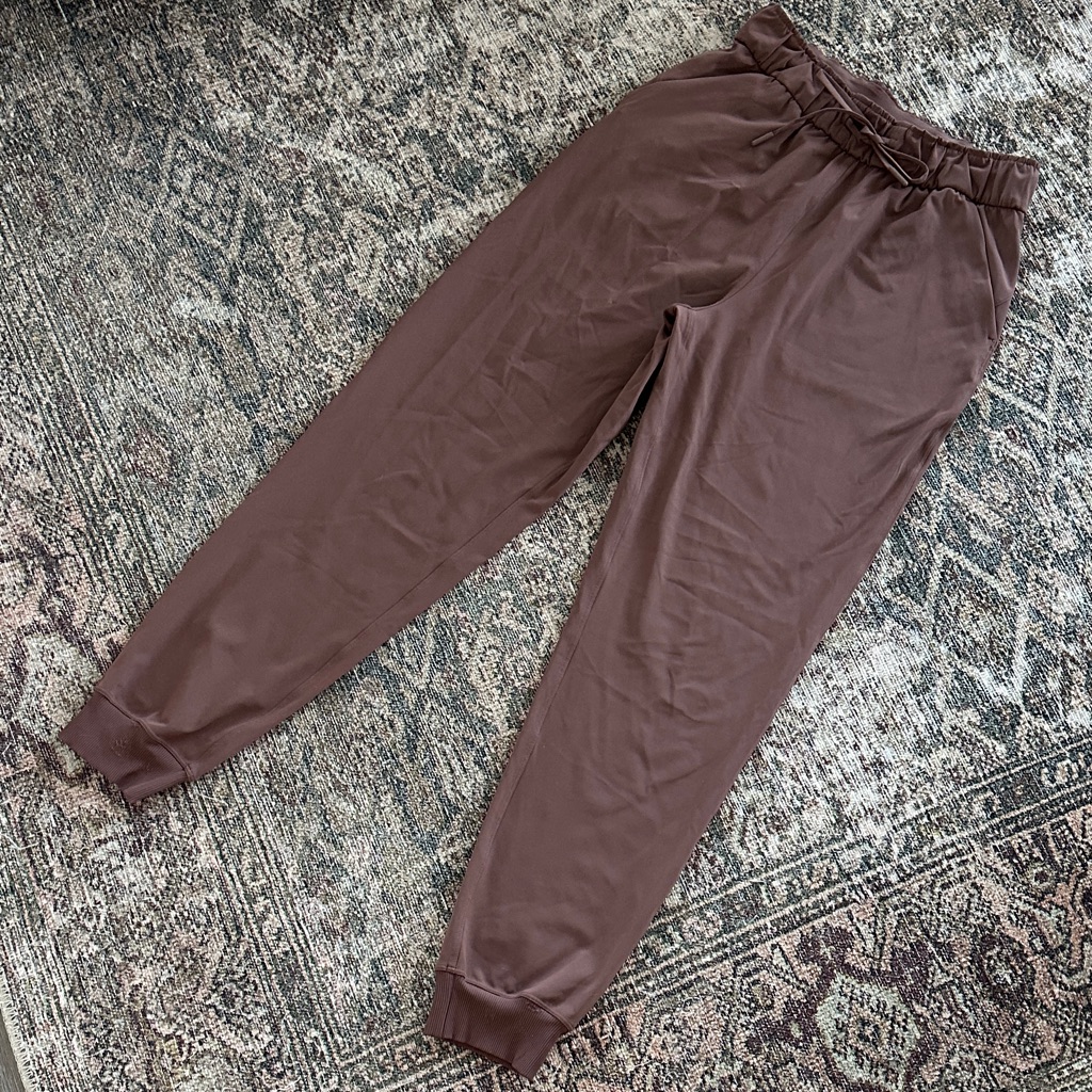 Lululemon Stretch High Rise Jogger Pants (Size 6)